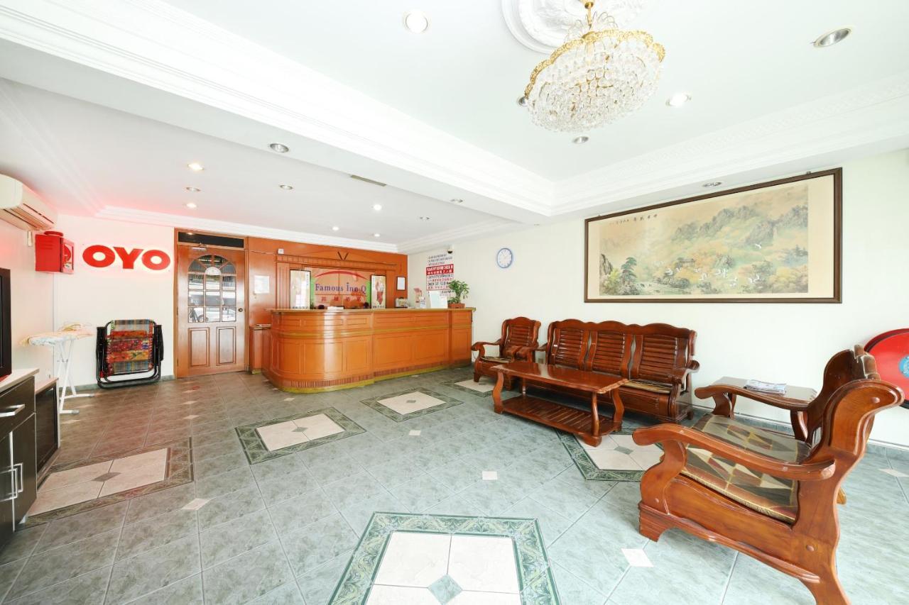 Oyo 764 Hotel Famous Inn Malacca Buitenkant foto