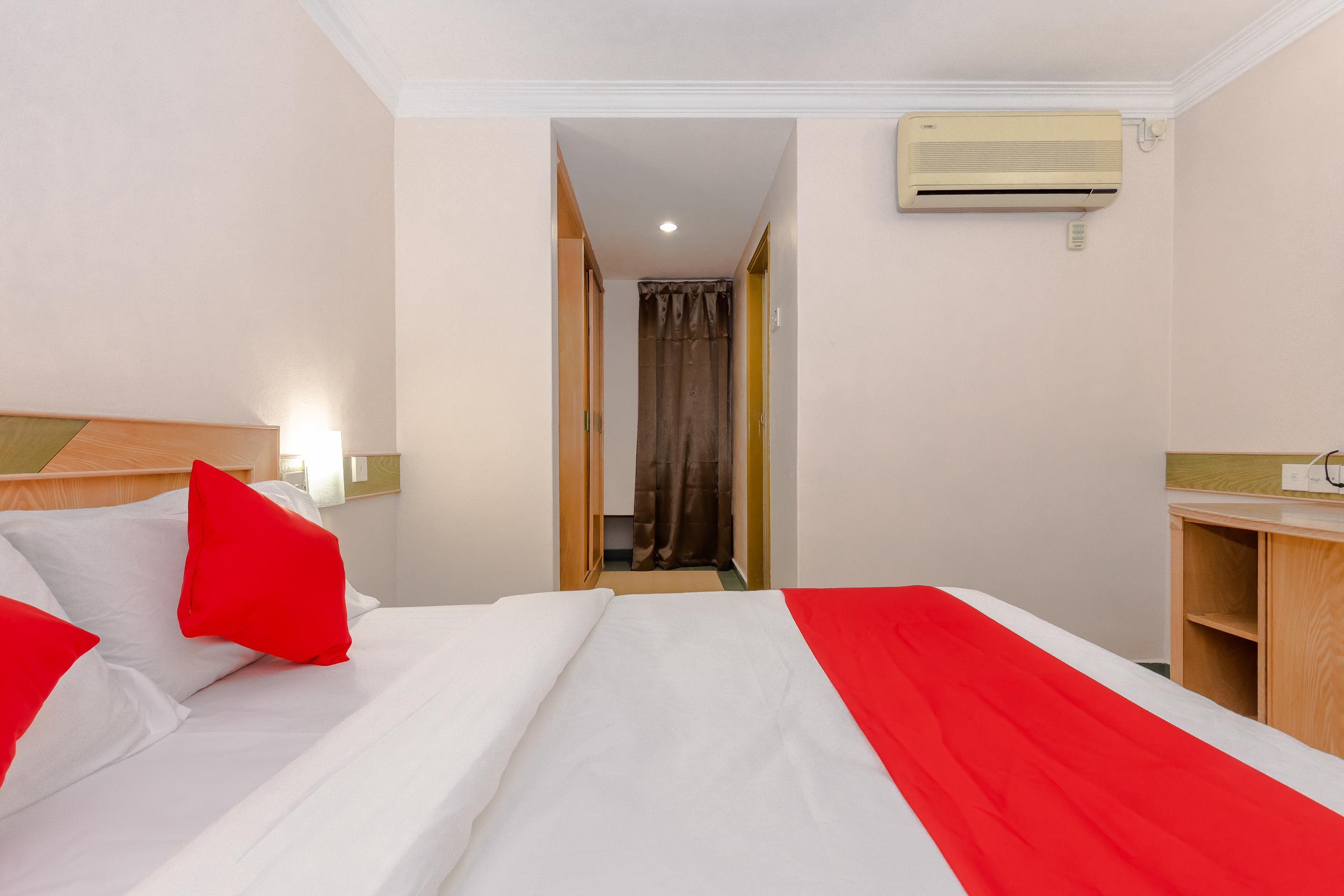 Oyo 764 Hotel Famous Inn Malacca Buitenkant foto