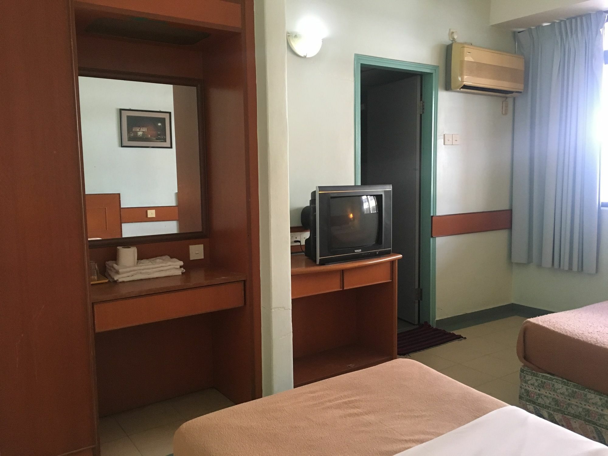 Oyo 764 Hotel Famous Inn Malacca Buitenkant foto